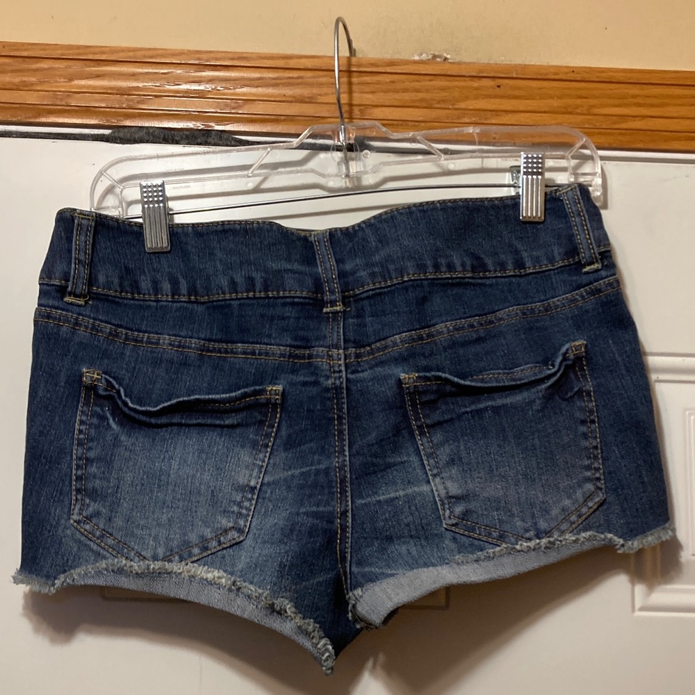Women’s Dark Blue Denim Cutoff Shorts 6‎